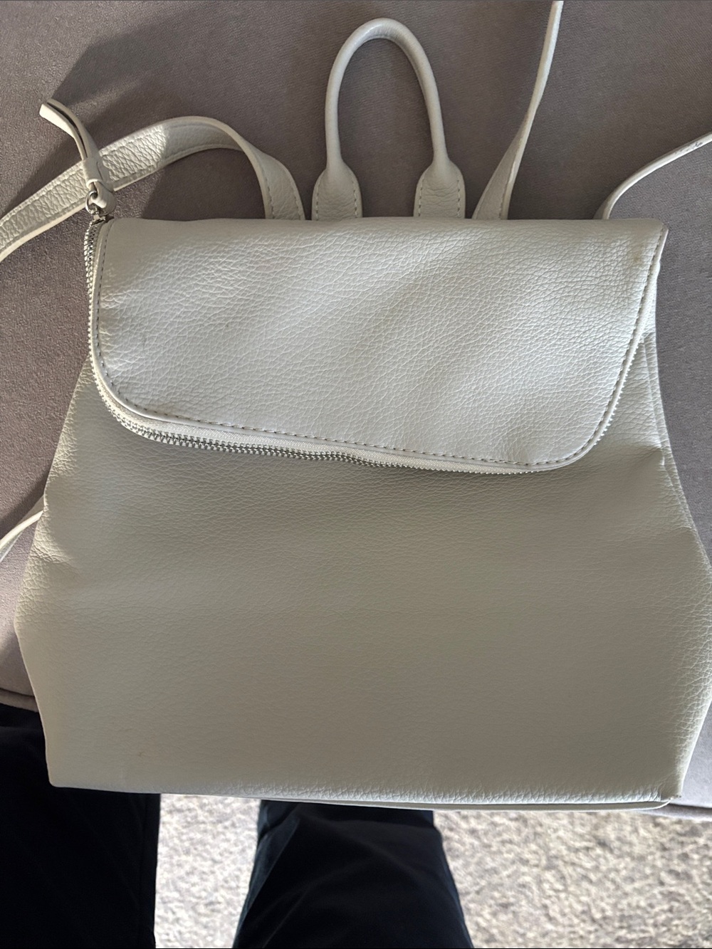 Simons White Minimal Flap Drawstring Backpack - Picture 3 of 7